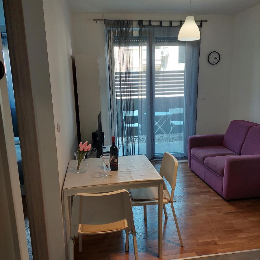 Apartment Paola With Free Private Parking Place Split Eksteriør billede